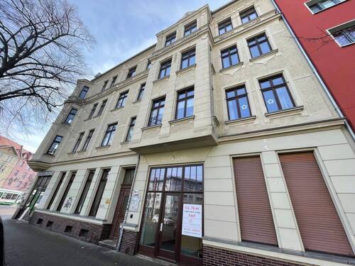 Gesamtansicht Wohn- und Geschäftshaus - Laden - Büro - Shop in Magdeburg - Stadtfeld Ost ( Kauf oder Miete )