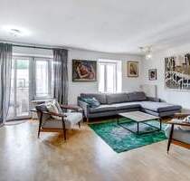 AIGNER - Schön geschnittene Altbauwohnung mit Südbalkon an der Schwanthalerhöhe - München