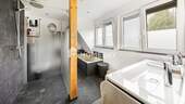 DG Badezimmer 1 - 