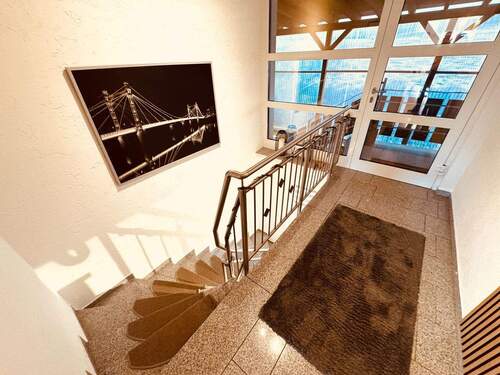 12. Hauseingang, Gemeinschaftlicher Hausflur OG - 