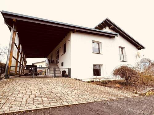 1. Hausansicht - Einfamilienhaus mit 240,00 m&sup2; in Utzerath zum Kaufen