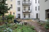 Hinterhof - 