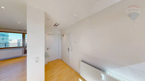 Eingangsbereich - 2 Zimmer Etagenwohnung in Saarbrücken