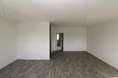 Wohnzimmer - 3 Zimmer Etagenwohnung zur Miete in Freiberg