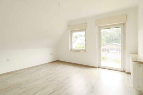 03 Schlafzimmer - 5 Zimmer Einfamilienhaus in Bielefeld