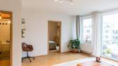 Wohnzimmer-34.jpg - HOMESK - 2-Zimmer-Wohnung mit Balkon auf der Halbinsel Stralau in Friedrichshain