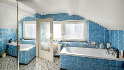 1. OG Badezimmer 1 2 - 