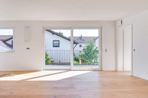 Wohnbereich - 4 Zimmer Etagenwohnung zum Kaufen in Maisach