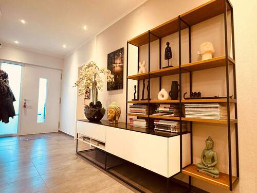 13. Eingangsbereich - 