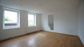 DG links: Zimmer - 