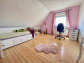 Kinderzimmer DG - 