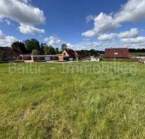 Schön gelegenes Baugrundstück! - 359.000,00&nbsp;EUR Kaufpreis, ca.&nbsp; 0,00&nbsp;m&sup2; in Schönwalde am Bungsberg / Langenhagen (PLZ: 23744)
