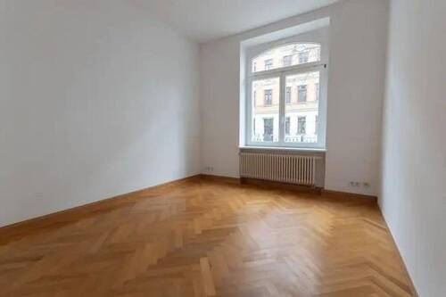 Bild 1 - Kernsanierte 3-Zimmer-Wohnung mit großem Balkon zu vermieten