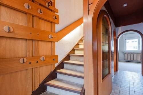 Diele - 4 Zimmer Reihenmittelhaus zum Kaufen in Frankfurt am Main