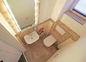 Gäste-WC im Erdgeschoss - 