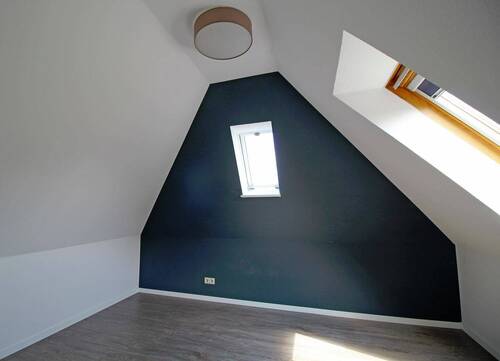 Raum 2 im Dachgeschoss - 