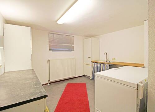 Vorbereitungsküche im Keller - 