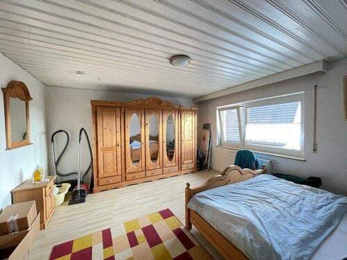 Schlafzimmer - 2 Zimmer Etagenwohnung in Gräfenberg