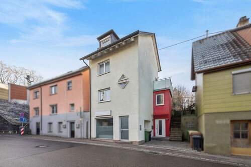 Außenansicht - 4 Zimmer Einfamilienhaus zum Kaufen in Sersheim