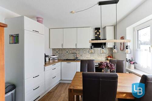 Moderne Einbauküche - Viel Platz für Ihre Familie! Beliebtes Reihenmittelhaus in Kiel-Elmschenhagen