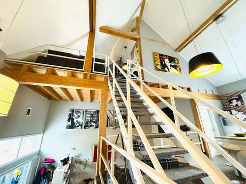 35. Treppe OG zu DG - 