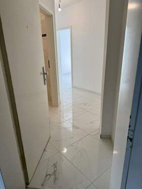 F2 Eingang vom Treppenhaus - Etagenwohnung mit 44,40 m² in Berlin zum Kaufen