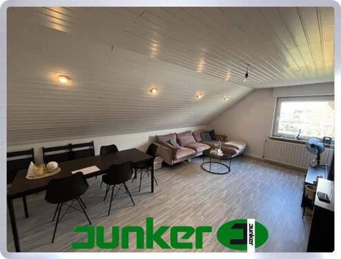 Wohnen - ***Gemütliche DG-Wohnung im 3-Familienhaus***