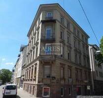 Stuttgart Zentrum: 5-Raum-Wohnung im Heusteigviertel