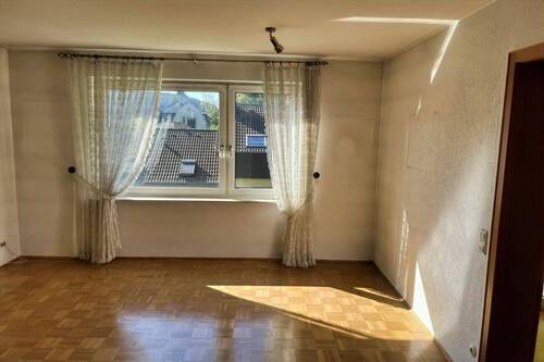 Wohnzimmer - 3 Zimmer Etagenwohnung in Tuttlingen