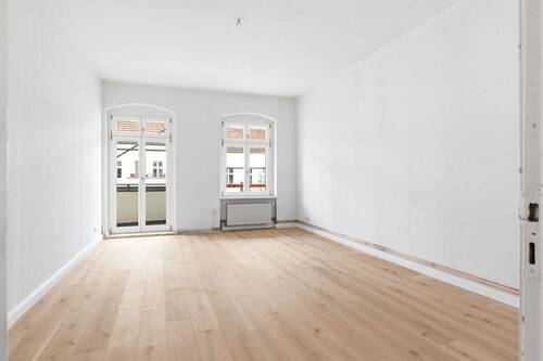 WE9 Zimmer 1 - Großzügige 2-Zi.-Wohnung mit Balkon im Samariterviertel