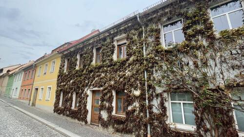 Hausansicht - 4 Zimmer Reihenmittelhaus zum Kaufen in Kamenz