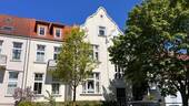 Hausansicht - 3 Zimmer Etagenwohnung zur Miete in Rostock