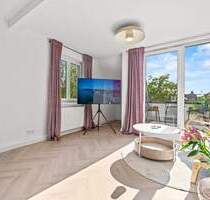 Vollmöblierte Dachgeschosswohnung mit Loggia in Innenstadtnähe! - Friedrichshafen