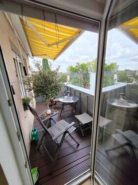 Balkon mit Markise - 
