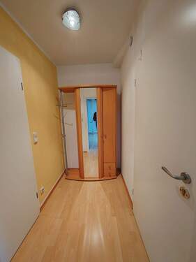 Eingang Garderobe.jpg - 