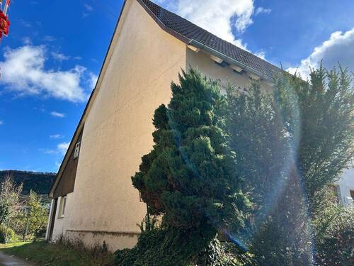 Seitliche Ansicht - 3 Zimmer Bauernhaus, Landhaus in Denkingen