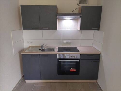 Einbauküche.JPG - 3 Zimmer Etagenwohnung zur Miete in Aue