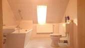 Helles Badezimmer Dachgeschoss - 
