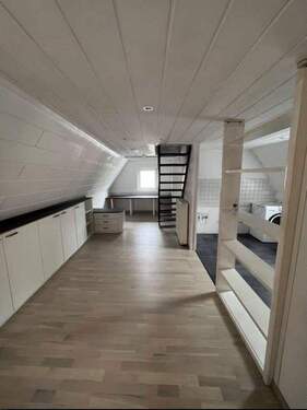 Bild 2 - 2 Zimmer Etagenwohnung zur Miete in Ingolstadt