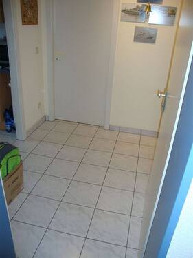 Eingang Flur - Etagenwohnung mit 54,00 m² in Niefern-Öschelbronn zum Kaufen