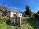 Einfahrt - Großzügiges Einfamilienhaus mit viel Potential sucht junge Familie ruhige Lagezentrumsnahgepflegtes Wohnumfeld