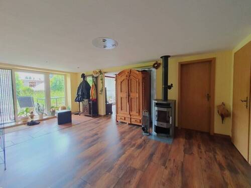 Zentraler Flur mit Kamin - 
