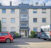 Vermietete Dachgeschoss-Perle mit Balkon und Stellplatz in Oberhausen - Ihre Top-Investition! Vermietete Dachgeschoss-Perle mit Balkon und Stellplatz in Oberhausen - Ihre Top-Investition!