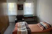 Schlafzimmer EG - 