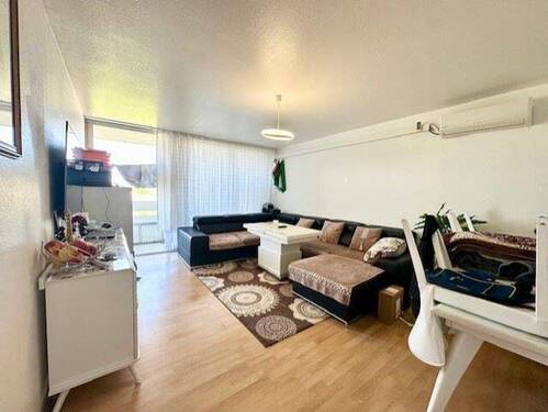 Wohnzimmer - 3 Zimmer Etagenwohnung zum Kaufen in Dietzenbach