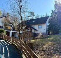 Großzügiges Familienanwesen mit Garten & Waldanteil in ruhiger Ortsrandlage - Langenzenn Heinersdorf