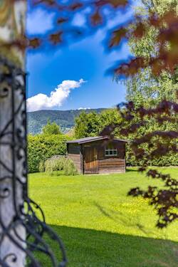 Idyllisches Grundstück - 