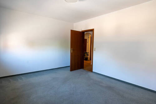 Zimmer 2 - 