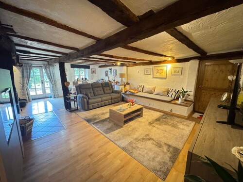 tempImageWYHyDC.jpg - 