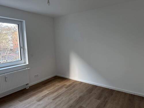 IMG_9729.jpg - Etagenwohnung mit 22,00 m&sup2; in Köln zur Miete